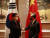 정의용 외교부 장관(왼쪽)이 왕이 중국 국무위원 겸 외교부장과 3일 중국 샤먼 하이웨호텔에서 만나 한중 외교장관 회담을 시작하기 전 악수하고 있다. 연합뉴스