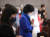 박영선 더불어민주당 서울시장 후보가 4일 서울 명동성당 대성전에서 열린 부활절 미사에 참석해 기도하고 있다.