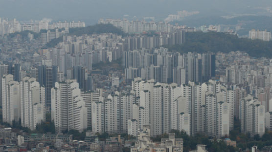 KB “서울 소형 아파트값 1년 사이 급등…평균 7억7000만원”