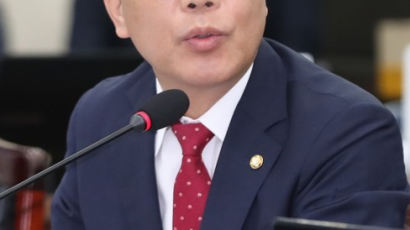 "상황실에 왜 내 자리 없냐" 선거날 당직자 폭행한 송언석