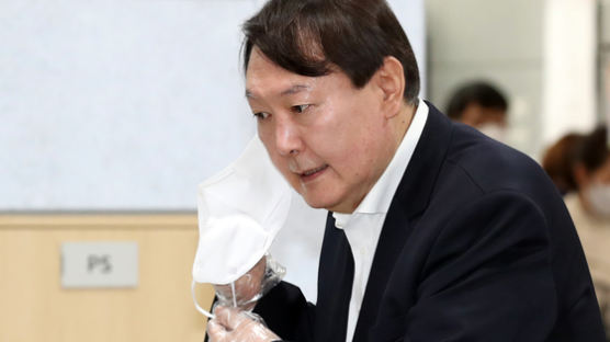 법원 “윤석열 징계증거 내라”…4개월간 무대응 법무부에 통보