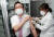 지난 1일 오후 울산 남구보건소에서 송철호 울산시장이 아스트라제네카 백신을 접종하고 있다. 사진 울산시.