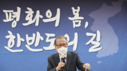 정세현 “美, 김일성 생일날 ‘대북전단’청문회…의도가 불순”