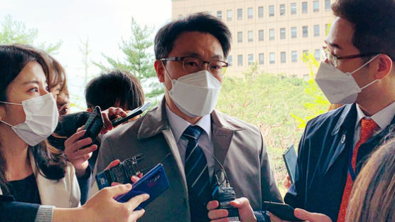 “보도자료 허위작성땐 위법” 김진욱 처벌 가능성 보여준 판례