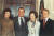 지미 카터(맨 오른쪽) 전 대통령 부부와 월터 먼데일(왼쪽 두 번째) 전 부통령 부부가 백악관에서 서있는 모습. AP=연합뉴스