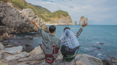 우리 울릉도로 신혼여행 갈까, 아니면 캠핑카?