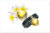 1. 그리니쉬 옐로우 컬러의 쿼츠 장식의 악어가죽 밴드 팔찌 2. 손가락 한마디를 덮을 정도의 큰 크기의 쿼츠가 세팅된 반지 [사진 소노모보에]