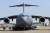 한미연합 적·하역 훈련에 참여 중인 미 수송기 C-17의 앞모습. [국방일보]