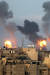 11일 가자지구에서 이스라엘과 팔레스타인 간의 무력 충돌로 연기와 불꽃이 피어오르는 모습 [로이터=연합뉴스]