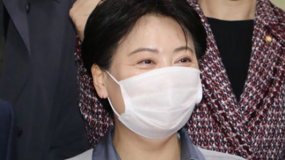 "너도 여자라 국회의원 됐냐" 윤희숙 공격한 민주당 女의원 