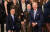 미국을 방문 중인 문재인 대통령이 21일 오후(현지시간) 백악관 이스트룸에서 열린 한국전쟁 명예 훈장 수여식에서 조 바이든 미국 대통령, 랄프 퍼켓 주니어 예비역 대령 가족과 기념촬영을 하고 있다. 연합뉴스