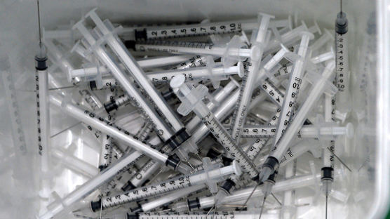 美 화이자·모더나·J&J, 저개발국에 백신 35억회분 공급