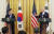 문재인 대통령과 조 바이든 미국 대통령이 21일 오후(현지시간) 백악관에서 정상회담 후 공동기자회견을 하고 있다. 연합뉴스