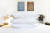 글래드 호텔의 침구 모습. 최근 수면 전문기업과 협업해 '꿀잠 제품'을 내놨다. 사진 글래드 호텔 