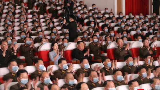 바이든이 "DPRK" 부른 뒤···北 "국호는 인민 긍지" 갑자기 왜