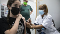 이스라엘, 실내서도 마스크 벗는다…백신 접종 5개월만에 '해방'