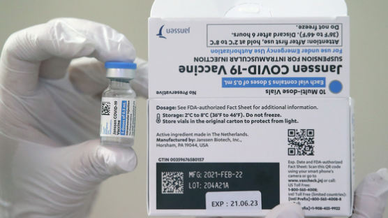당국 "얀센 백신 첫날 25만명 접종…대상자 전체의 27% 해당" 