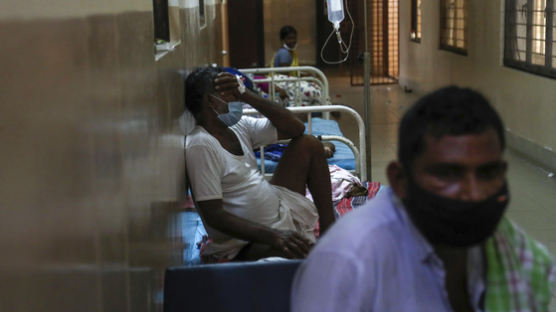 인도, 코로나19 이어 괴질 ‘검은 곰팡이증’ 2100명 사망