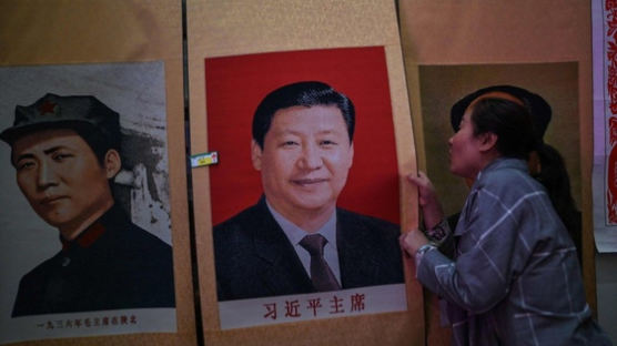 공산당 100주년, 중국 길거리는 붉게 물들었다