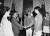 1967년 세계선수권 준우승을 이끈 박신자(오른쪽 둘째)가 박정희 대통령과 악수를 나누고 있다.[중앙포토]
