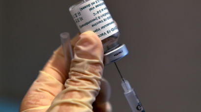 백신 맞고 확진된 돌파감염 44명…인피니트 성규도 추정사례