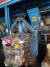 선별장에서 분리된 폐플라스틱을 재활용 공장으로 보내기 위해 묶는 작업이 진행되고 있다. 강찬수 기자