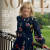 질 바이든 미국 영부인이 패션잡지 보그 8월호 표지를 장식했다. 오스카 드 라 렌타의 드레스와 티파니 귀걸이를 하고 백악관 발코니에 섰다. [사진 인스타그램]