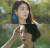 동성 연인이었던 수지 최(김정화)와 함께 있는 모습. 평소 차가운 표정과 상반된다. [사진 tvN]