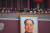 1일 베이징 천안문 광장에서 열린 중국공산당 창당 100주년 기념식에서 연회색 마오복 차림의 시진핑(가운데) 중국 국가주석이 관중을 향해 손을 흔들고 있다. [AFP=연합뉴스]