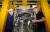 우주로켓 개발기업 페리지에어로스페이스의 신동윤 대표(오른쪽)가 대전 페리지 로켓 연구센터에서 본지와 인터뷰 뒤 로켓엔진 시험시설을 설명하고 있다. [프리랜서 김성태]