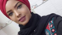 "반군에 끌려간 20살 예멘 모델···학대 모자라 처녀성 검사"