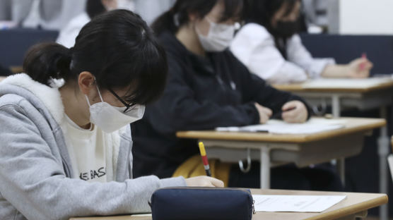 '화이자 티켓' 9월 모평, 온라인응시 허용…"시험장 추가 확보"