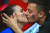 런던 웸블리 구장에서 키스하는 이탈리아 축구팬 커플. EPA=연합뉴스