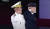 지난해 6.25 70주년 기념행사에서 최영섭 예비역 해군 대령(오른쪽)이 해군가가 울려퍼지자 거수경례를 하고 있다. [유튜브 캡쳐]