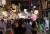 수도권 사회적 거리두기 4단계 시행을 앞두고 11일 오후 서울 마포구 홍익대 부근 어울마당로에서 밤 9시가 되기 전 시민들이 오가고 있다. [연합뉴스]