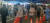 강원 강릉에서 코로나19 확진자가 급증하는 가운데 18일 오후 강릉시 선별진료소 앞에서 시민들이 검사 순서를 기다리고 있다. [연합뉴스]
