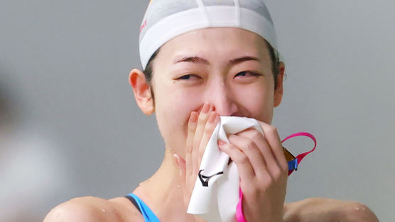 백혈병 이기고 女수영 국대 됐다···도쿄올림픽 '21살의 기적'