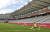 21일 오후 도쿄스타디움에서 무관중으로 열린 여자축구 스웨덴 대 미국 경기에서 스웨덴 아슬라니가 코너킥을 하고 있다. 연합뉴스