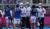 양궁 국가대표 선수들이 25일 도쿄 유메노시마 공원 양궁장에서 열린 도쿄올림픽 여자 양궁단체 8강전에서 승리한 뒤 이탈리아 선수들과 인사를 하고 있다. [도쿄=사진공동취재단L]