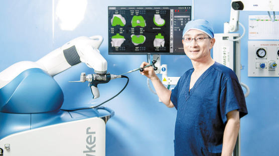 [건강한 가족] 정밀 로봇과 노련한 의사 협업, 맞춤형 인공관절 수술 5000건