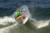 이스라엘의 아나트 렐리오르가 25일 여자 서핑 2라운드에서 파도를 타고 있다. AP=연합뉴스