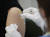 27일 서울 중구 예방접종센터에서 한 시민이 백신접종을 하고 있다. 뉴스1