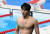 26일 도쿄 아쿠아틱스 센터에서 열린 도쿄올림픽 수영 남자 200미터 준결승에 출전한 황선우(서울체고3) 선수가 경기를 마친 후 수영장을 나서고 있다. (올림픽사진공동취재단)
