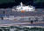 중국 해군이 중국 최초의 항공모함 랴오닝함 갑판 위에 대열을 맞춰 ‘중국몽(中國夢)’과 ‘강군몽(强軍夢)’을 표현하고 있다. [중국군망 캡처]