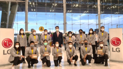 [e글중심] '도쿄 화제' 전자식 마스크···"LG 제품을 해외직구해야 하나"