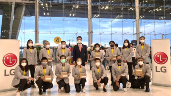 [e글중심] '도쿄 화제' 전자식 마스크···"LG 제품을 해외직구해야 하나"