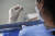 30일 오후 코로나19 서울시 동작구 예방접종센터가 마련된 동작구민체육센터에서 의료진이 백신을 준비하고 있다. 연합뉴스