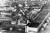 1986년 4월 26일 발생한 체르노빌 원전 사고는 독일의 탈원전 정책에 큰 영향을 미쳤다. 이후 독일은 녹색당이 연정에 참여하면서 탈원전 행보를 시작했고, 후쿠시마 사고 이후 급격한 탈원전에 나섰다. 사진은 1986년 5월 9일에 촬영된 체르노빌 원전. 화살표는 사고 지점을 가리킨다. 중앙포토