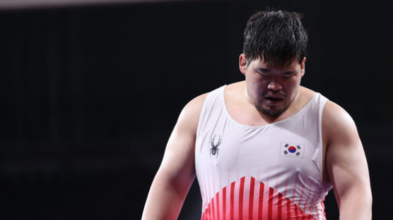 레슬링 130㎏급 간판 김민석, 올림픽 1회전 탈락…이란에 완패