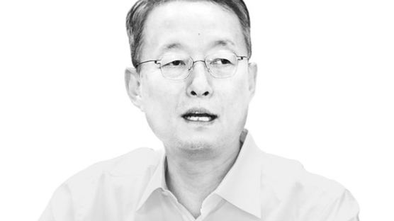 [단독]유독 백운규 수심위 지연…거리두기 탓이라는 김오수